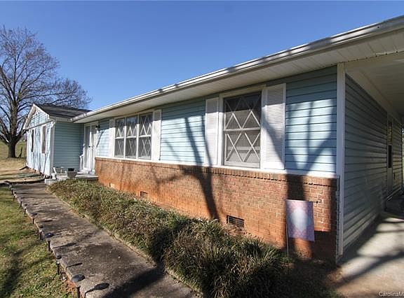 4th image of 3102 Cloninger Rd