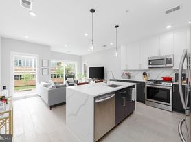 2812 Georgia Ave NW, Washington, DC