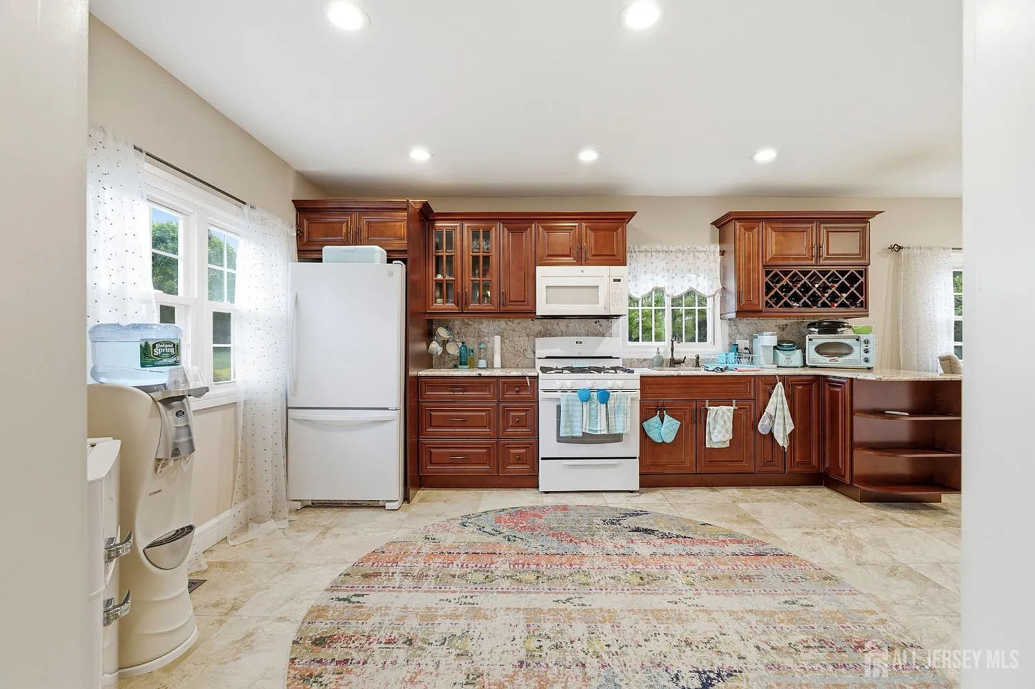 1 bed, 1.0 bath, 1066 sqft, $2,900 — Photo 2