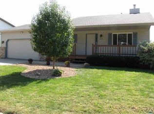 4005 E 36th St, Sioux Falls, SD 57103