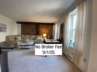 440 Hanover St APT 2D, Boston, MA 02113