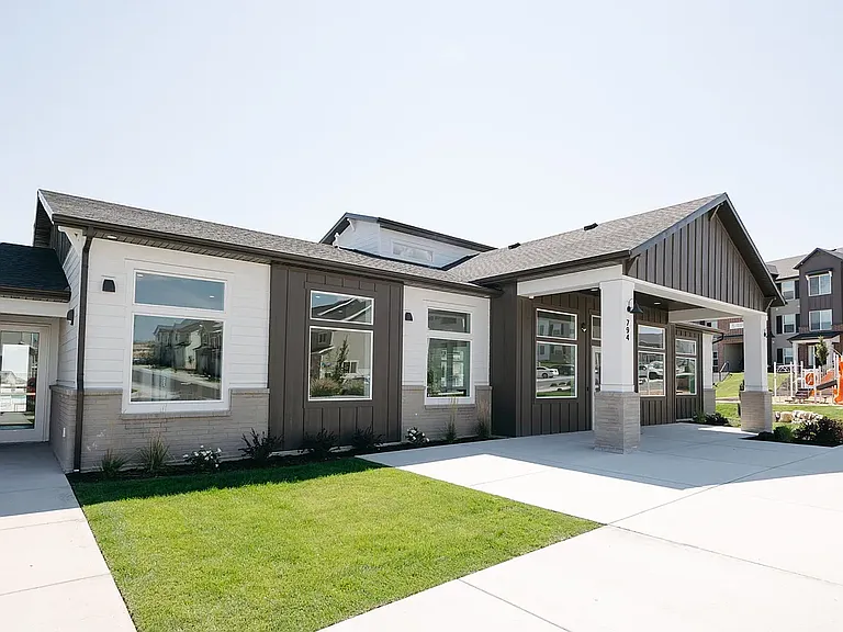 1522 W Russo Dr #BASEMENT — Photo 21