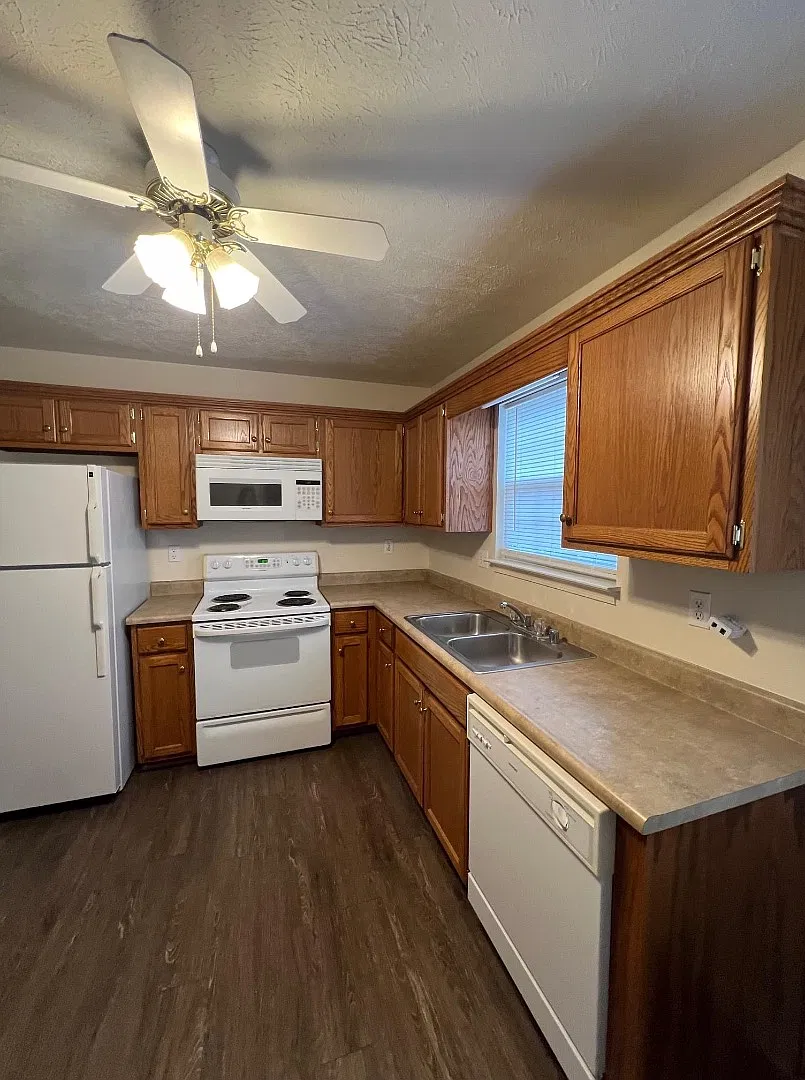 58 Haven Court - Unit 5 — Photo 2