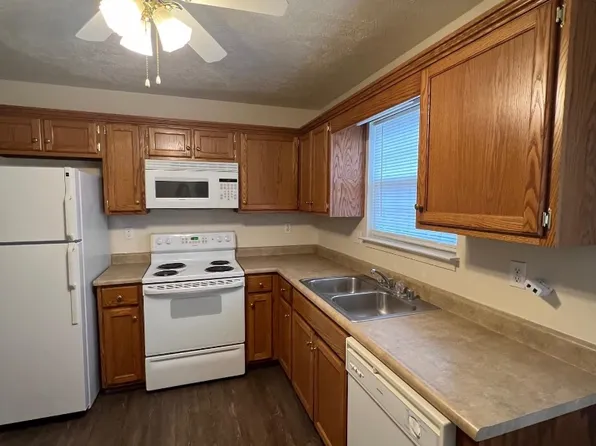 58 Haven Ct APT 1, Brandenburg, KY 40108