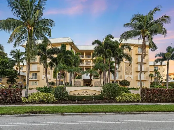 3000 Gulf Shore Blvd N APT 211, Naples, FL 34103
