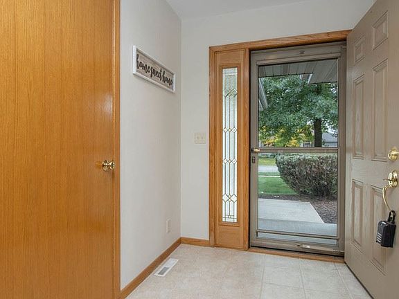 3rd image of 158 Nelson Pkwy #7-A