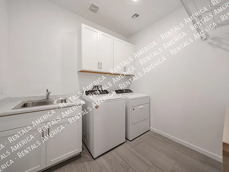 40622 W Williams Way — Photo 43