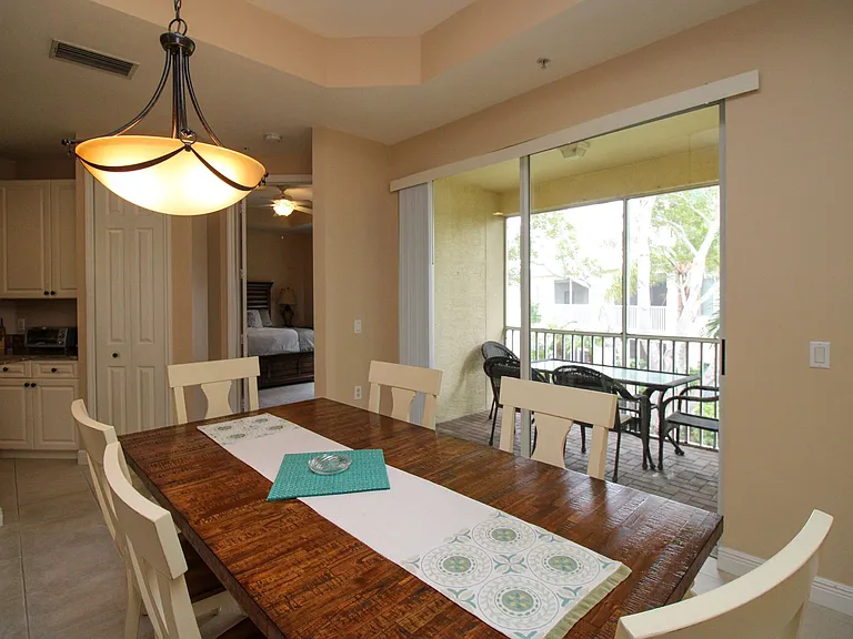 1360 Sweetwater Cv #202 — Photo 9