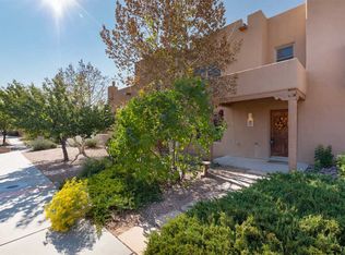 12 Camino De Vecinos, Santa Fe, NM 87507