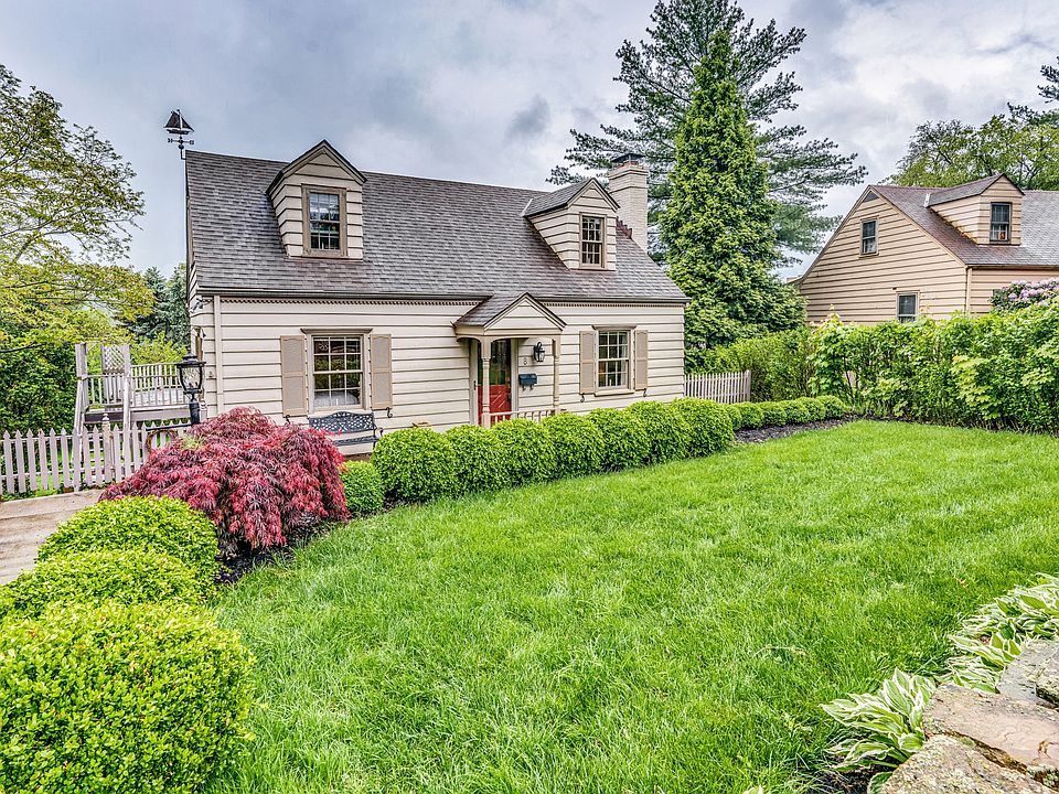 Charming, restored cape cod