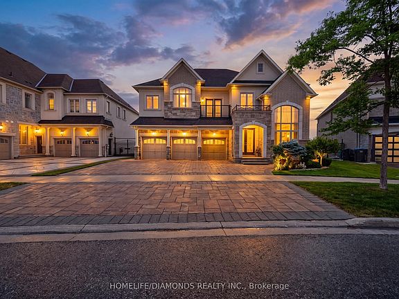 5th image of 115 Latania Blvd