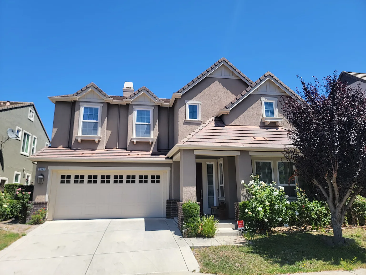4 bed, 2809 sqft, $1,200 — Photo 1