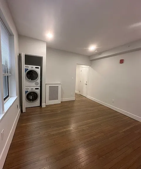30 Peterborough St #8 — Photo 5
