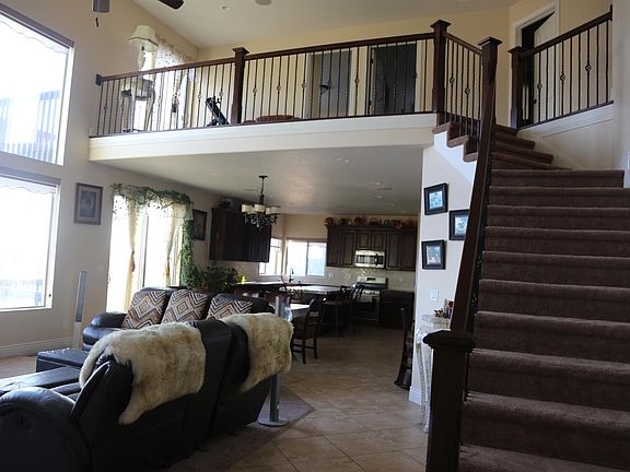 Family Living, Dinning and Kitchen