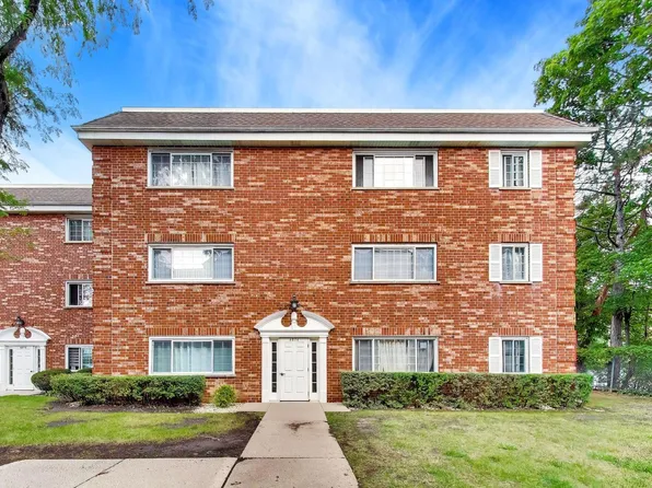 6876 W Touhy Ave #3E, Niles, IL 60714