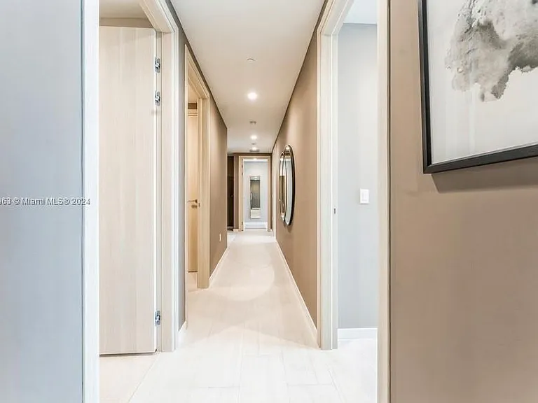 1000 Brickell Plz #Penthouse 5104 — Photo 5
