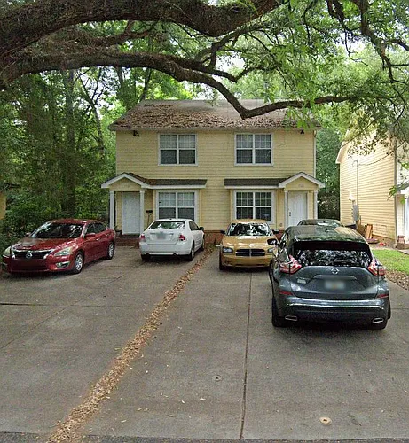 1562 Devoe St Photo 1