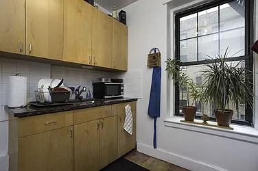 Rented by Emor Management Inc.