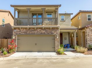 841 Lassen Ln W, Madera, CA 93636