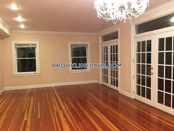 2nd image of 159 Longwood Ave #1D