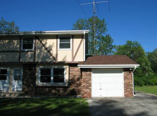 W156N10966 Catskill Ln, Germantown, WI 53022
