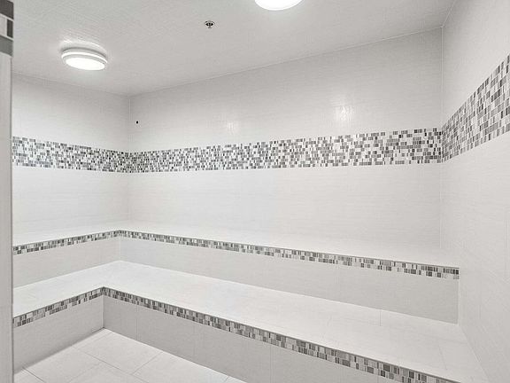 3rd image of 801 S Olive Ave Unit 437