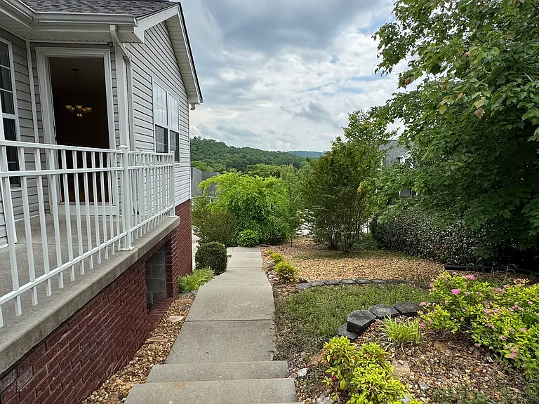 5685 Hyacinth Ln — Photo 48