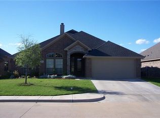 4426 Logan Cir, Granbury, TX 76049