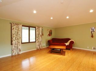 4868 Mahalo Dr, Eugene, OR 97405