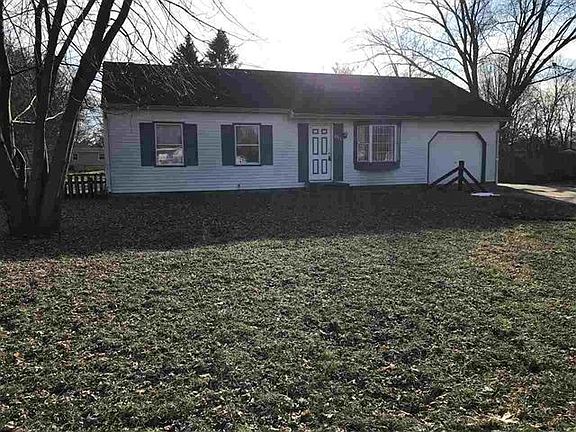 2nd image of 1313 Heron Dr