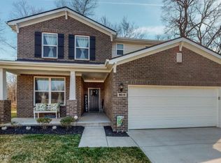 8619 Long Bow Ln, Louisville, KY 40291