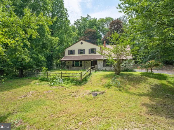 1535 Fieldwood Rd, Southampton, PA 18966