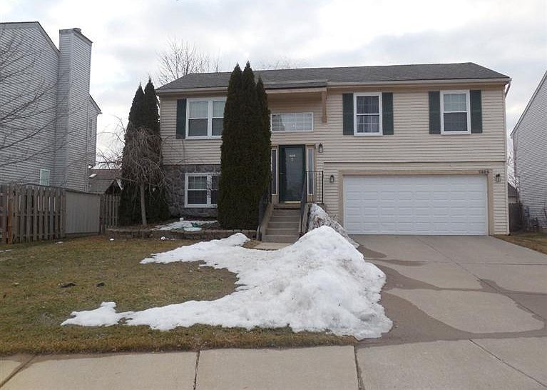 1st image of 7326 Knollwood Dr