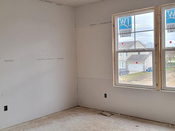 5th image of 2501 Springdew Ct #140