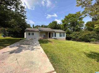 205 Deerfield Rd, Hayden, AL 35079