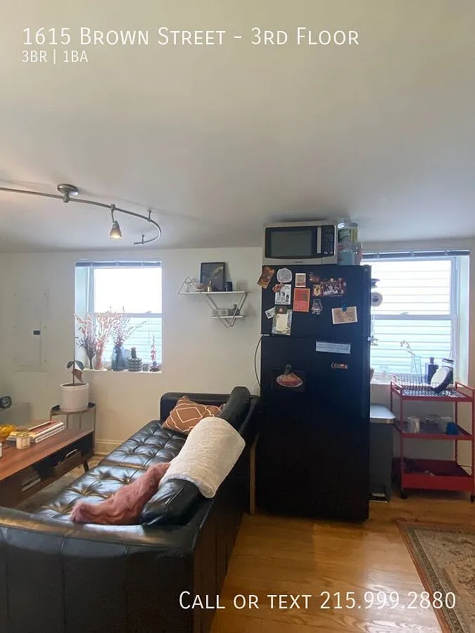 Welcome to 1615 Brown Street! — Photo 3
