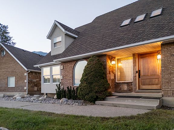3rd image of 4182 Juniper Cir
