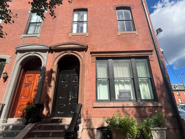 329 S 17th St, Philadelphia, PA