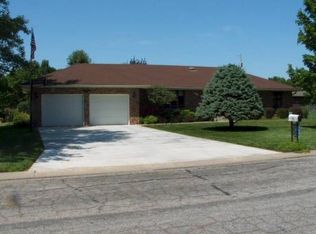 3720 SE 27th Ter, Topeka, KS 66605