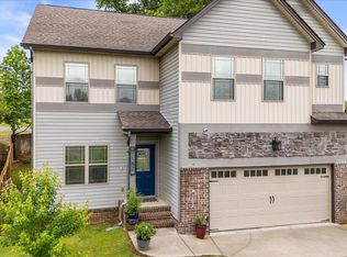 1182 Stonegate Cir NW, Cleveland, TN 37312
