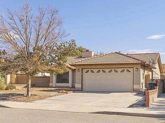 2nd image of 3308 Voyager St