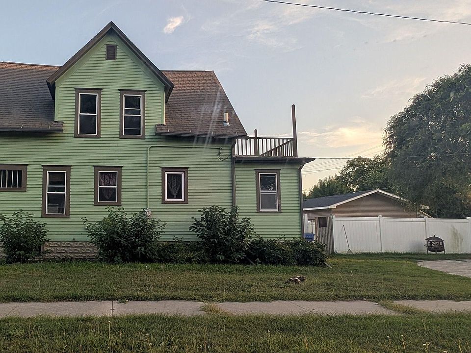 side, facing east