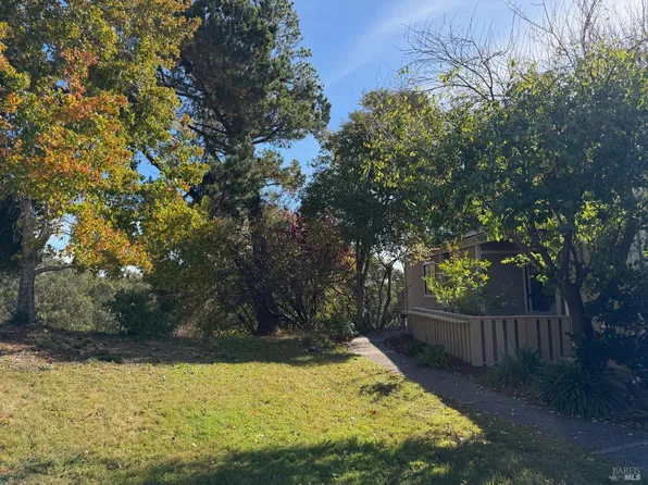 24 Brooke Cir, Mill Valley, CA 94941