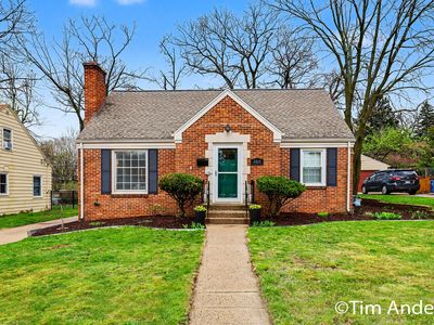 2612 Oakwood Ave NE, Grand Rapids, MI, 49505
