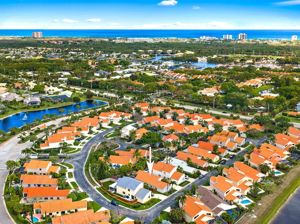 13305 St Tropez Circle, Palm Beach Gardens, FL 33410