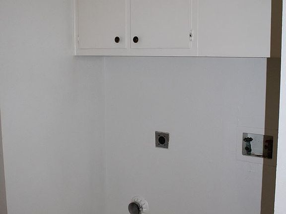 5th image of 2704B Fair Palms Pl