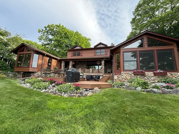 5994 N Pike Lake Rd, Duluth, MN 55811