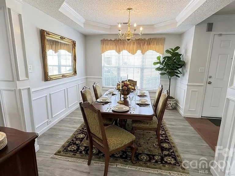 13412 Philip Michael Rd — Photo 2