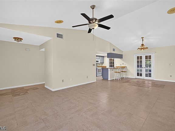 4th image of 1398 Evalena Ln
