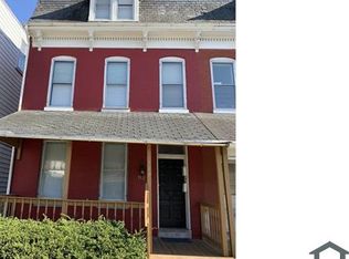 910 W King St FL 2, York, PA 17401